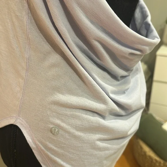 Lululemon Light Blue Strappy Back Tank Top – Size 4 - Picture 3 of 7